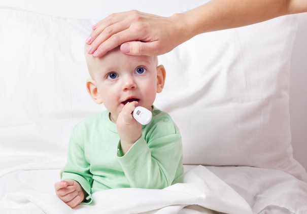 Η αντιμετώπιση του πυρετού στα μικρά παιδιά.